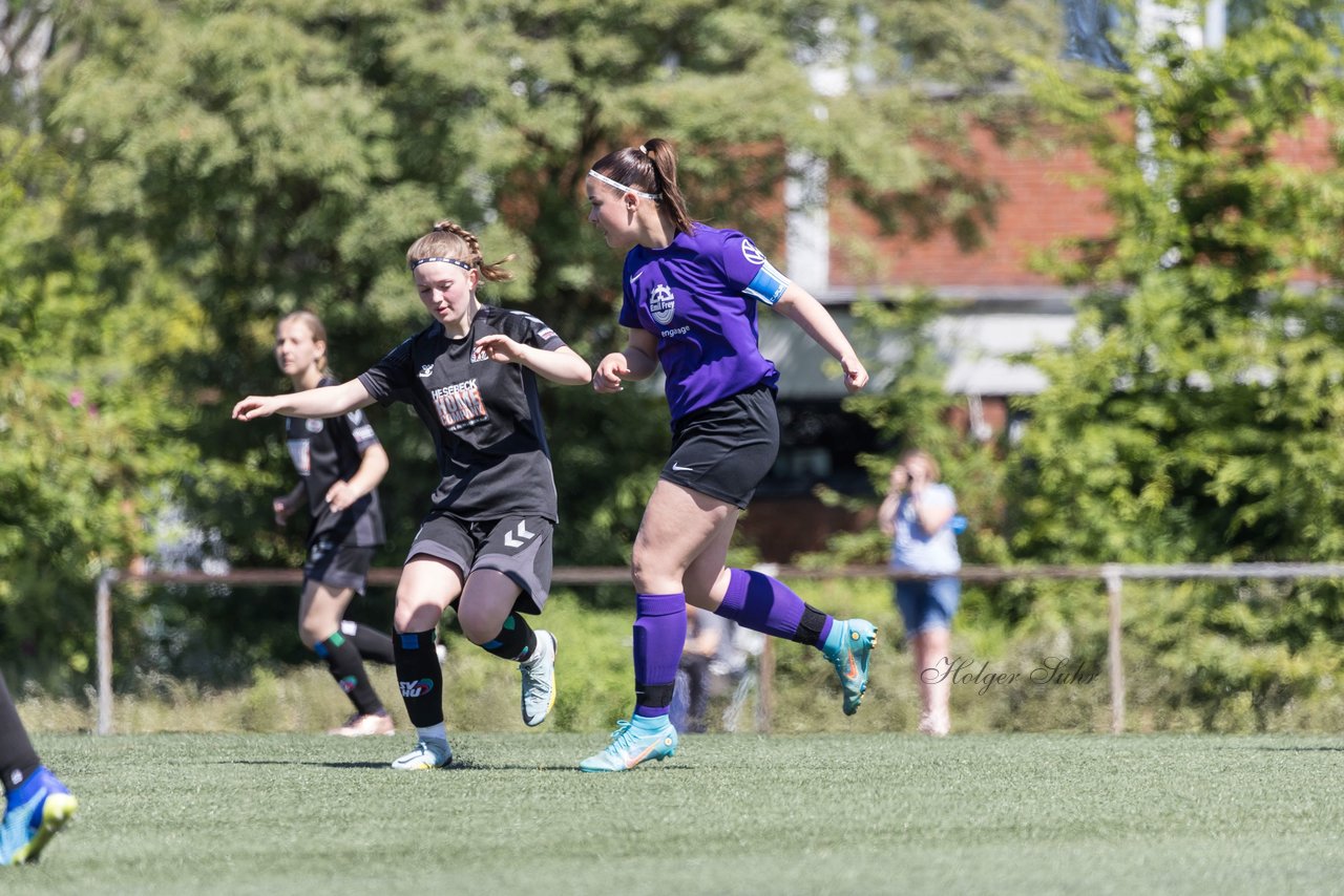 Bild 65 - wBJ SV Henstedt Ulzburg - TuS Rotenhof : Ergebnis: 12:0